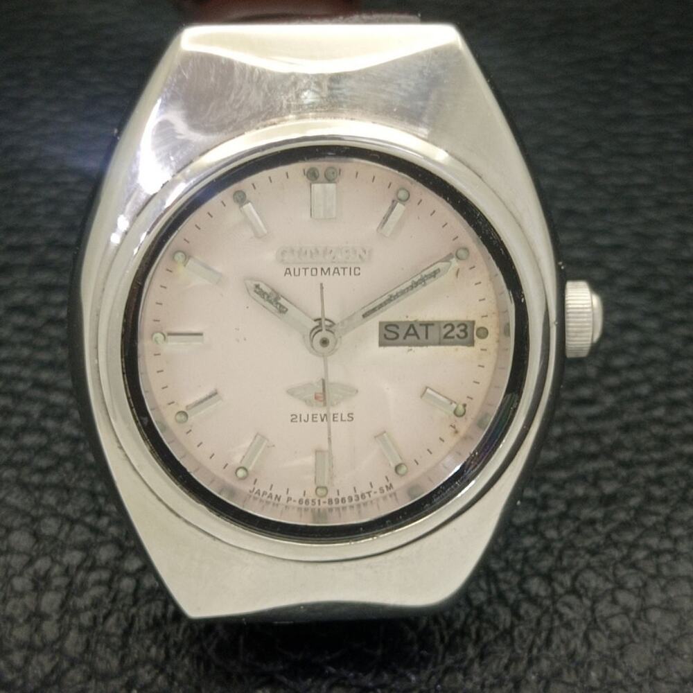 Vintage 1981 Citizen Automatic Womans Silver Watch W/daydate & Black accents - Picture 3 of 7
